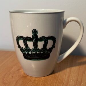 Elegant Arlington Designs Mug with green crown